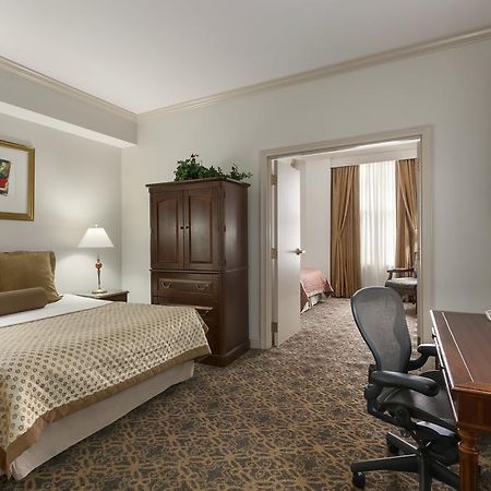 The Whitney Hotel New Orleans Room photo
