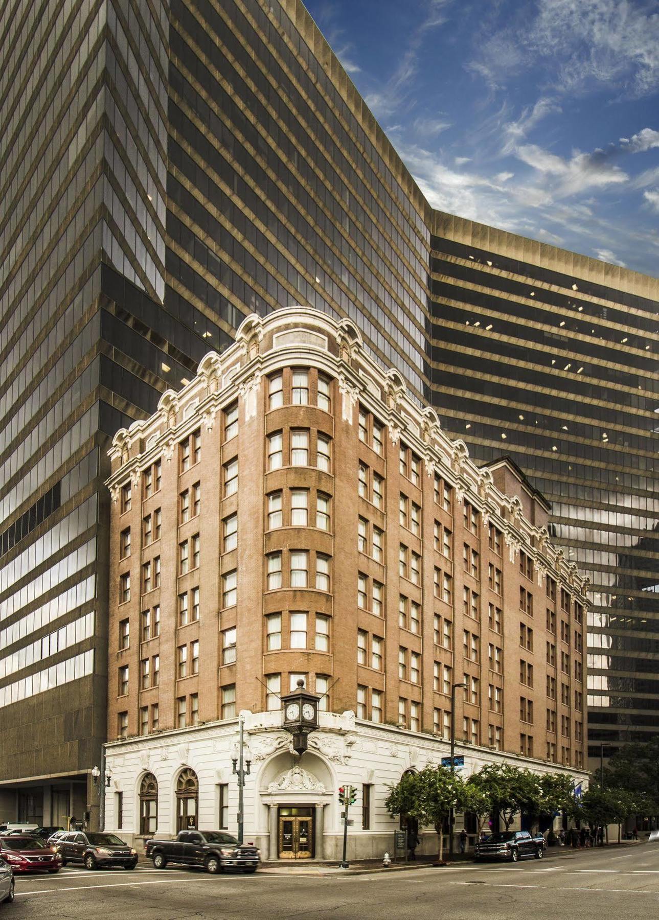 The Whitney Hotel New Orleans Exterior photo